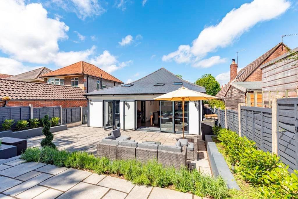 Bournecoast - Modern Bungalow Near River And Shops- Hb2079 Villa Bournemouth Exteriör bild